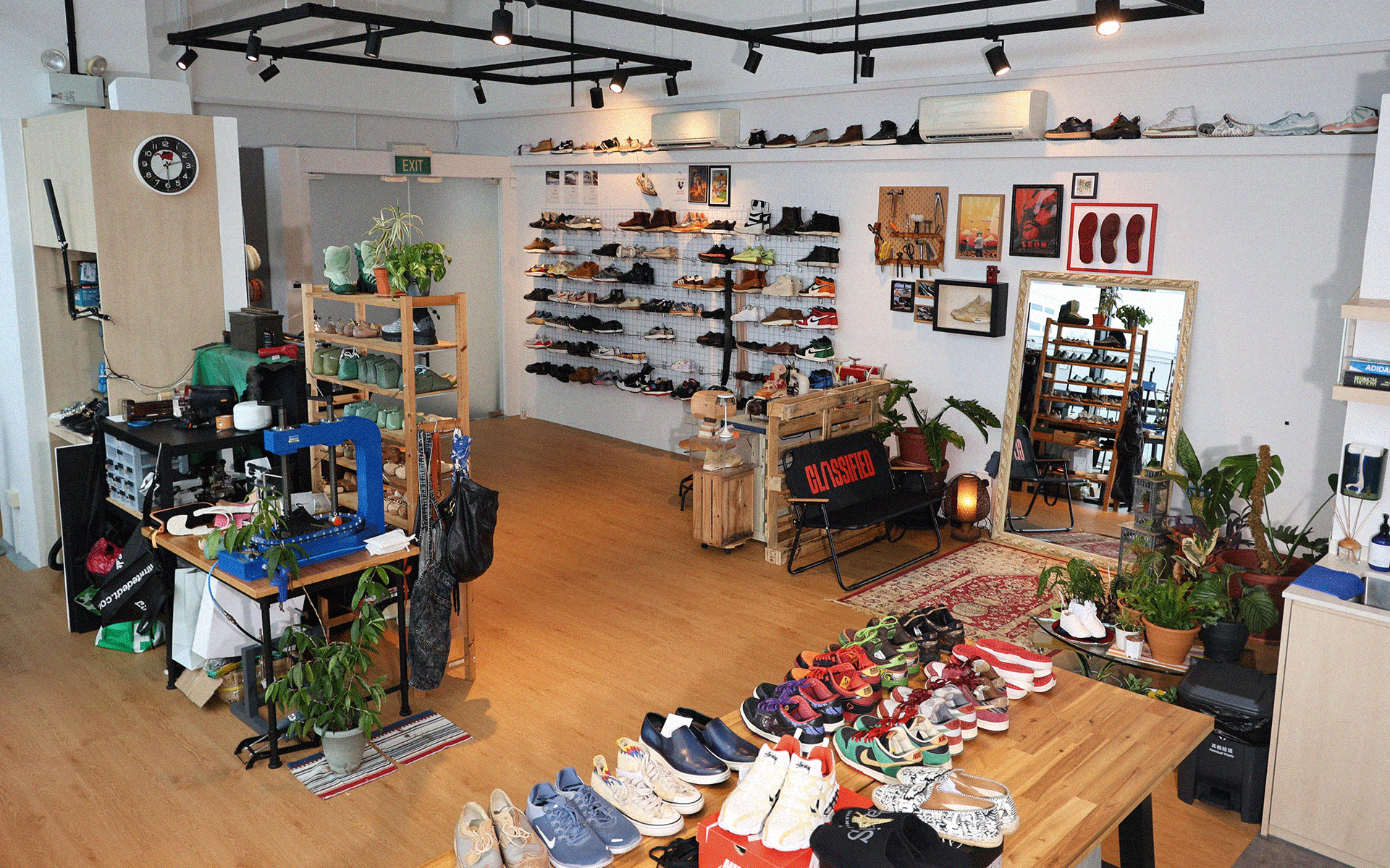 Brands that Love People Classified New Space from Home Studio to Community Space